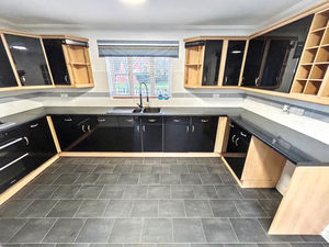 Photo 16- click for photo gallery